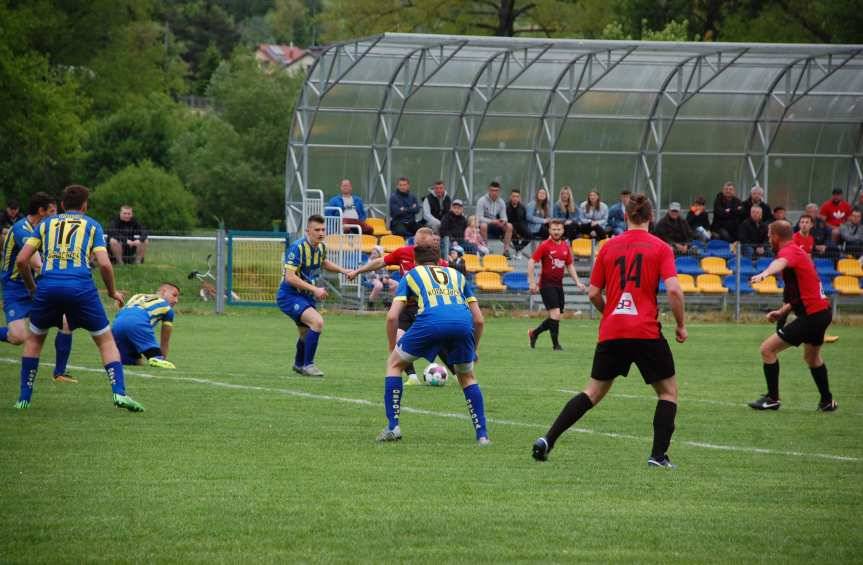 Piłka nożna. V liga. Czarnej serii Ostoi Kołaczyce ciąg dalszy