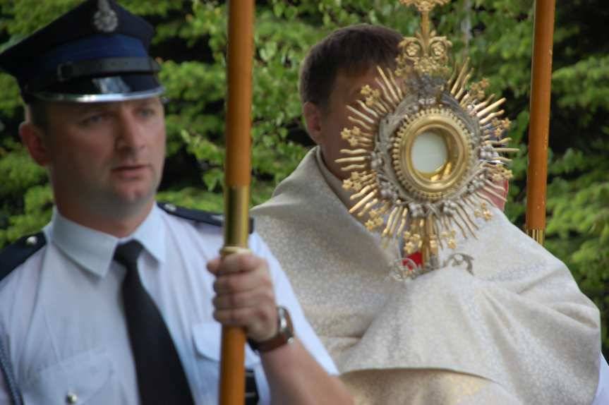 Boże Ciało w Sadkach - parafia Nienaszów