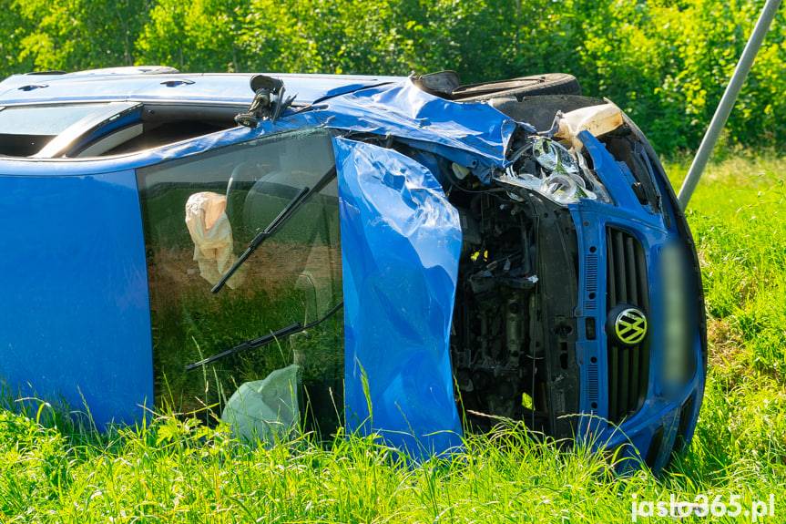 Wypadek w Zimnej Wodzie, zderzenie trzech samochodów [AKTUALIZACJA]