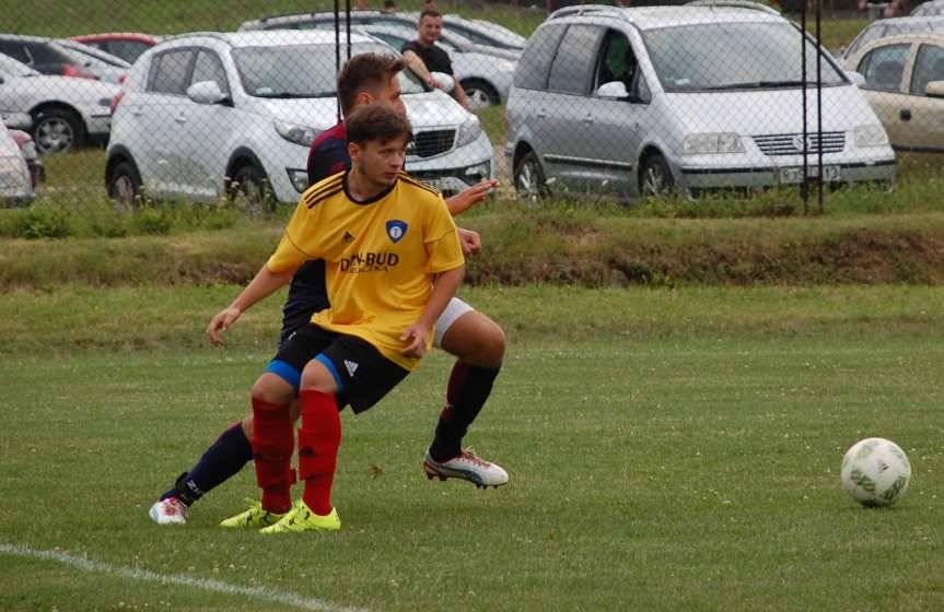 Piłka nożna. V liga. Zwycięski finisz Tempa Nienaszów w derbach z Ostoją Kołaczyce