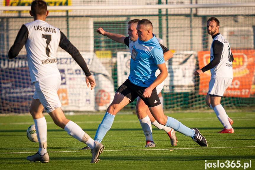 Huragan rozbił Naftę