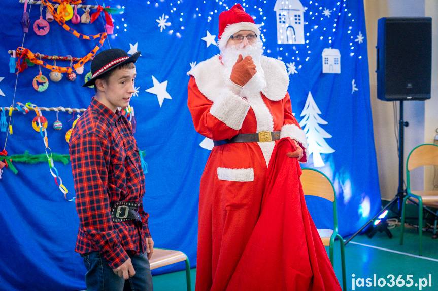 Mikołaj z Nowego Stylu przekazał prezenty