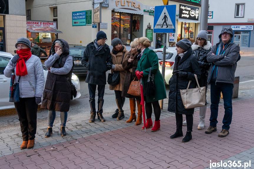 Konferencja prasowa przed I LO w Jaśle
