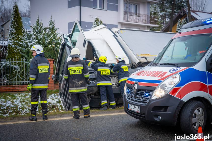 Wypadek tira w Tokach na DW992