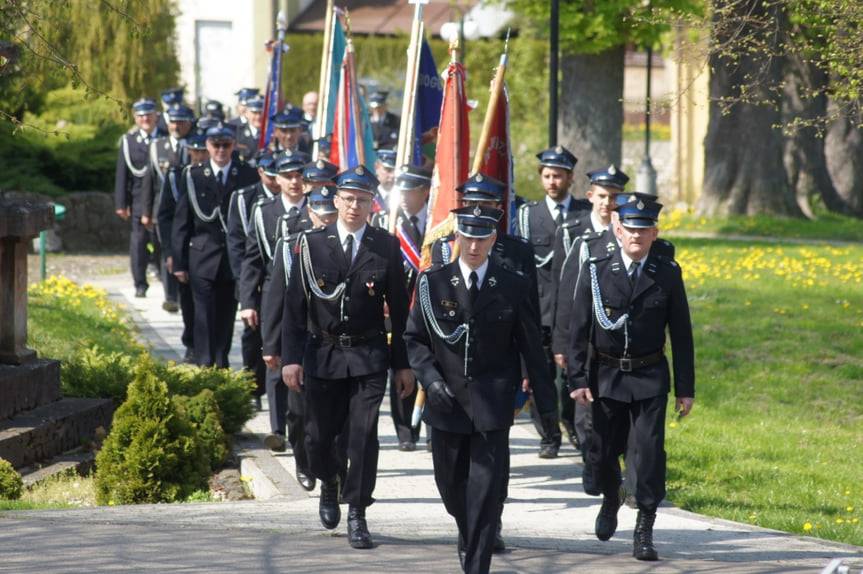 Gminne uroczystości związane z 231 rocznicą uchwalenia Konstytucji 3 Maja w Tarnowcu