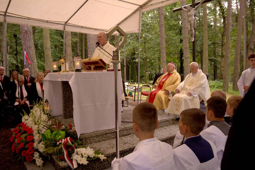 Warzyce pamiętają o ofiarach niemieckiej zbrodni
