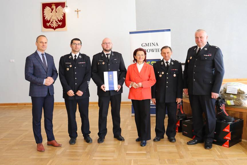 Nowy sprzęt dla strażaków z gminy Dębowiec
