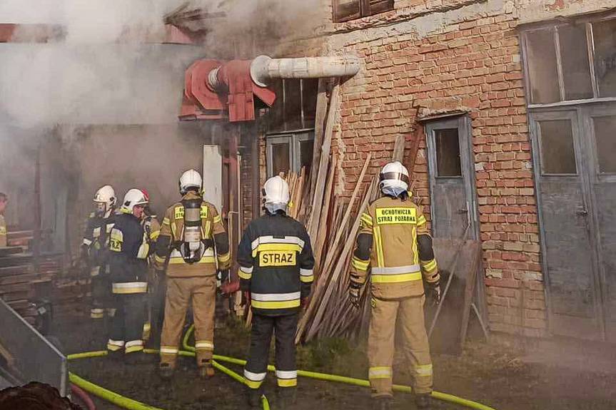 Pożar w zakładzie stolarskim w Kołaczycach