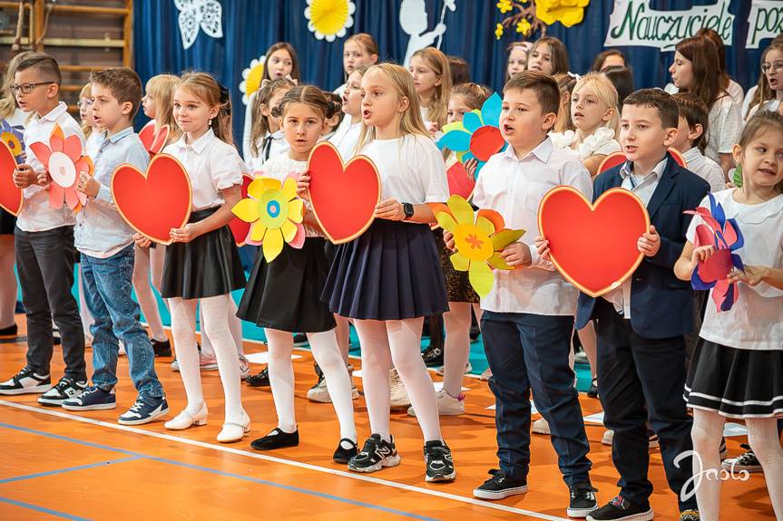 Dzień Edukacji Narodowej w Jaśle. Uroczyste wyróżnienia dla nauczycieli i dyrektorów