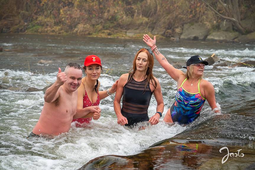 Jasło w biało-czerwonych barwach - akcja "Polska na TAK!"