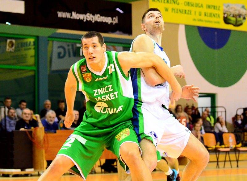 MOSiR PBS Bank KHS Krosno - Znicz Basket Pruszków 77:47