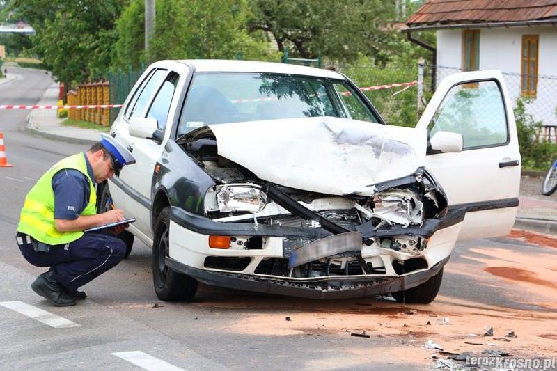 Zderzenie dwóch samochodów w Korczynie