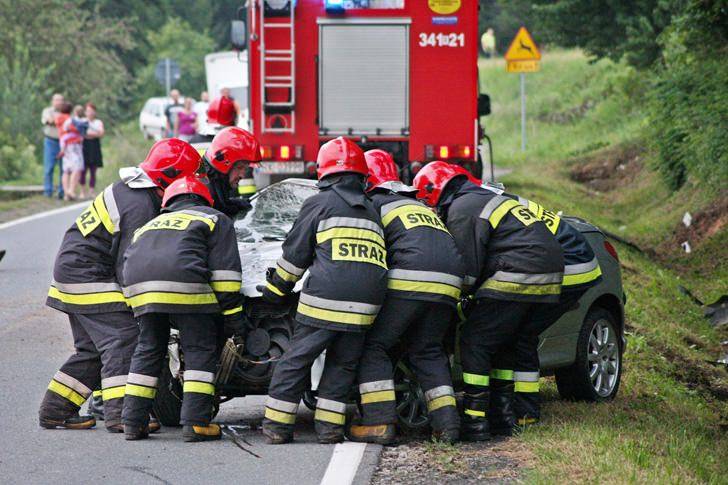 Kabriolet dachował w Korczynie