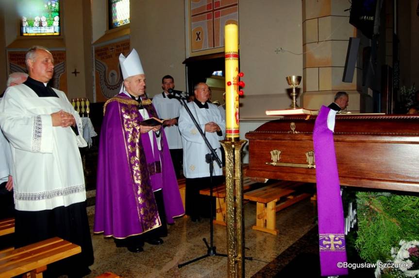 Pogrzeb ks. Edwarda Kwaśnika