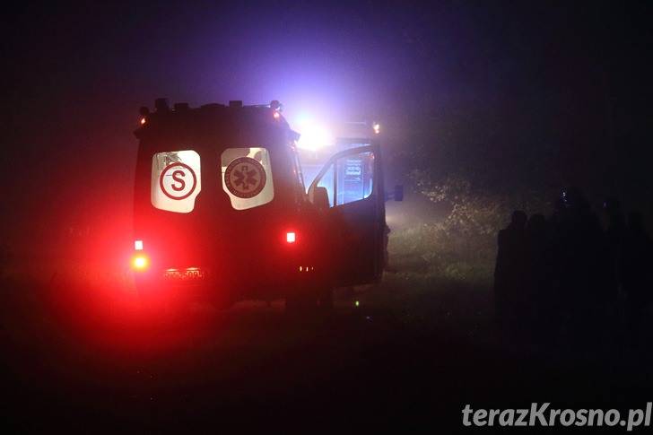 Korczyna: Na leżącego na jezdni mężczyznę najechał samochód