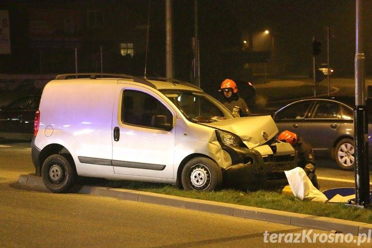 Zderzenie dwóch fiatów w Krośnie