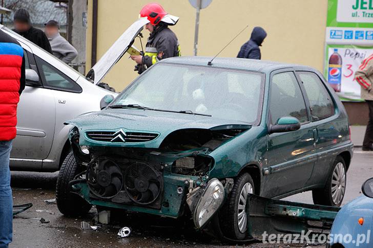 Zderzenie dwóch samochodów w Jedliczu
