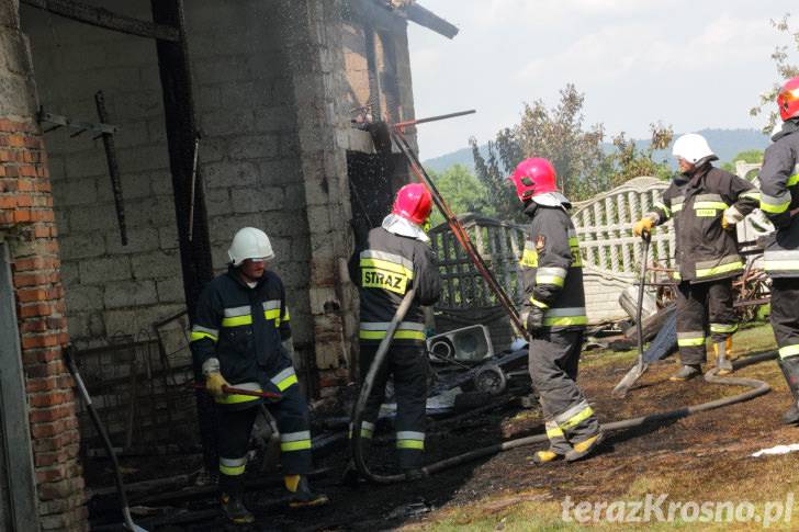 Pożar budynku gospodarczego w Przybówce