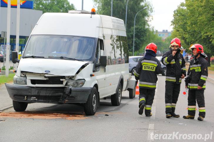 Czołowe zderzenie na Lniarskiej