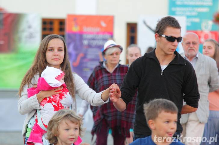 Krosno tańczy poloneza