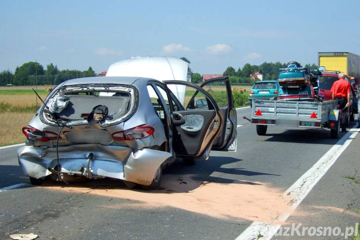 Groźny wypadek w Moderówce. Cztery osoby trafiły do szpitala