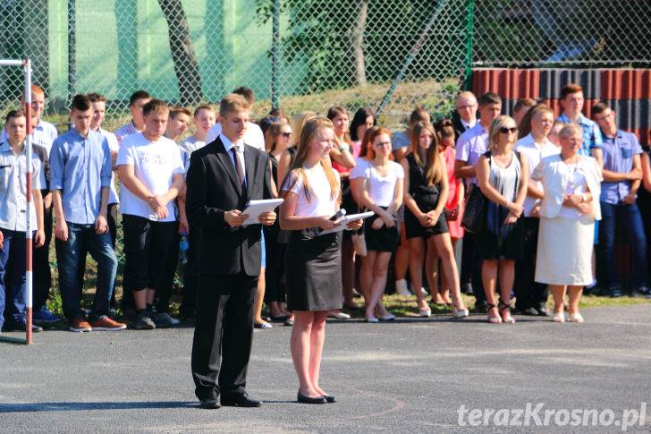 Rozpoczął się nowy rok szkolny. Zobacz zdjęcia z iwonickiego Gastronomika