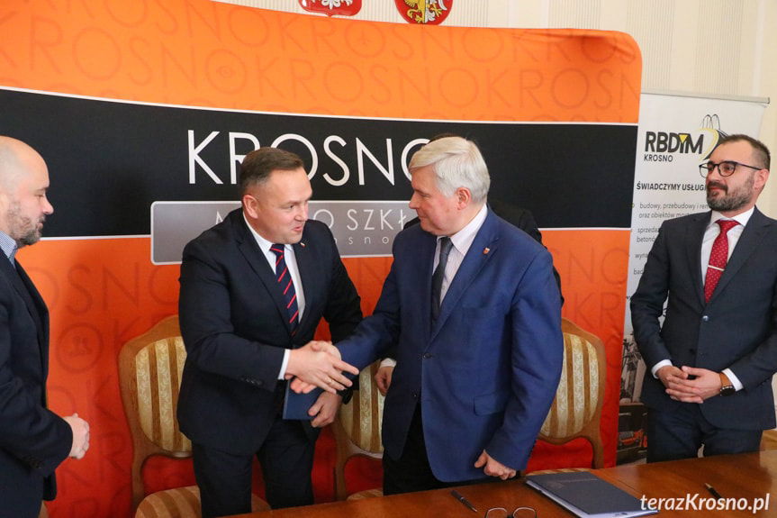 Podpisano umowę na zaprojektowanie i wybudowanie drogi łączącej Krosno z S19