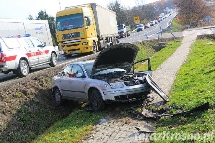 Zderzenie tira z osobówką w Krośnie