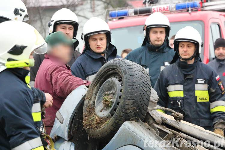 Renault dachowało w Ladzinie