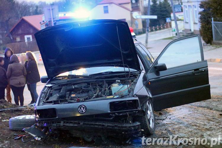 Wypadek w Zręcinie. Kierowca z promilami