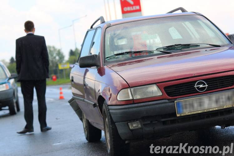 Najechała na tył samochodu