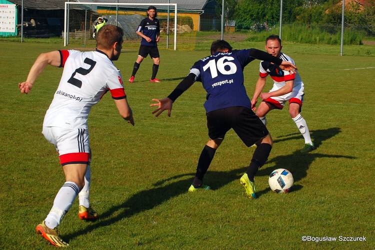 LKS Pisarowce - JKS Jarosław  2:3