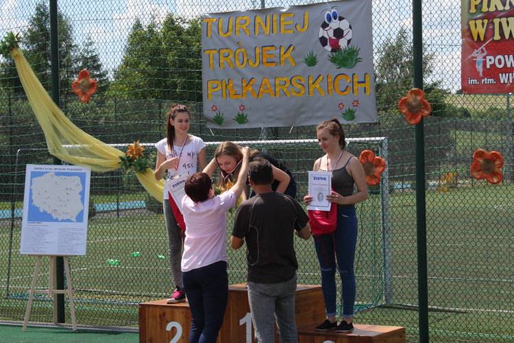 V Powiatowy Piknik Sportowy w Zespole Szkół w Iwoniczu