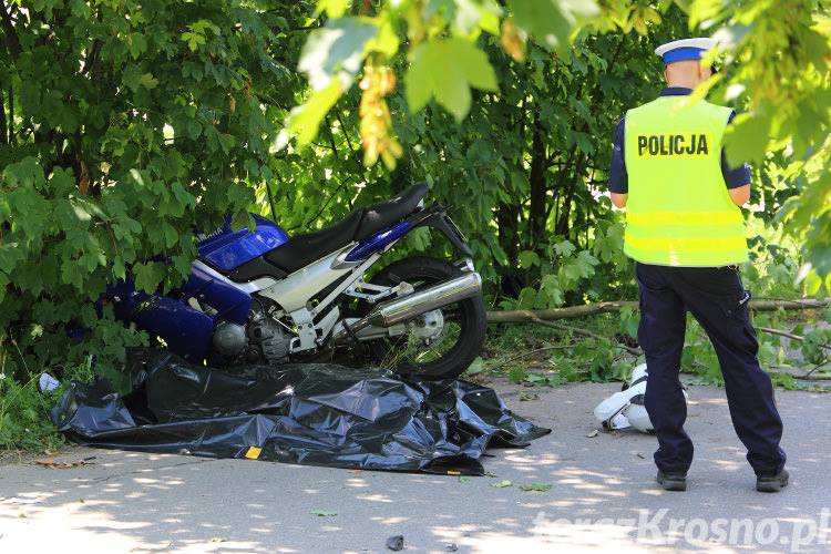 Śmiertelny wypadek w Węglówce. Nie żyje motocyklista