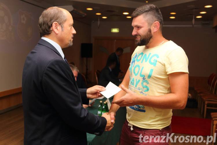 Piłki trafiły do klubów