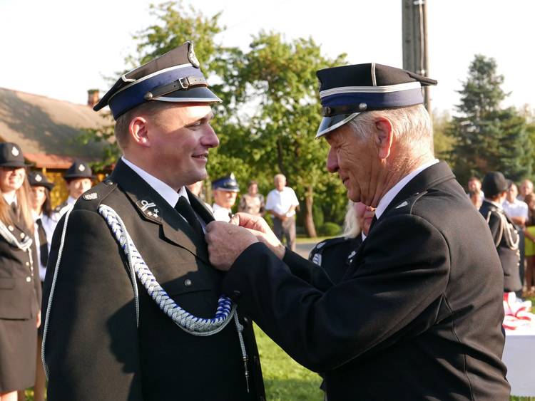 W Niżnej Łące odsłonięto pomnik św. Floriana