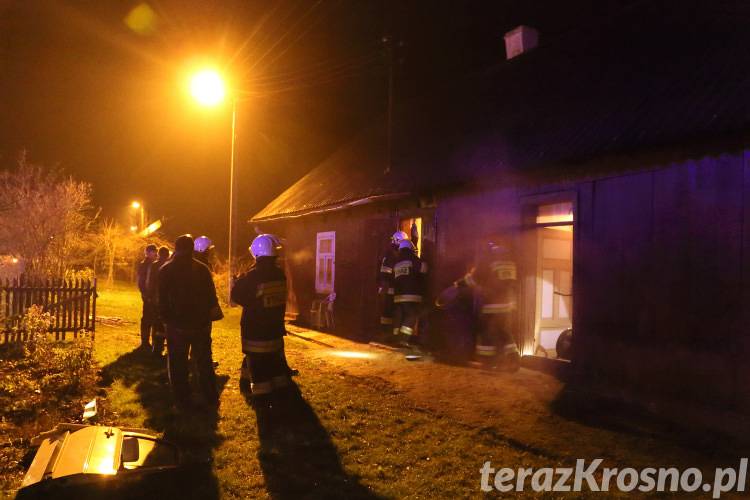 Pożar w Chorkówce. Szybka interwencja strażaków zapobiegła tragedii