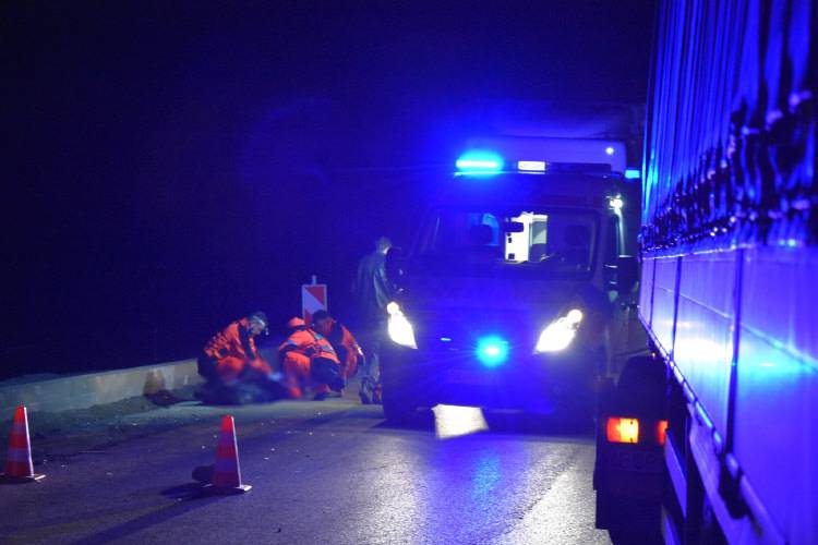 Tragedia w Nowej Wsi. Nie żyje pieszy