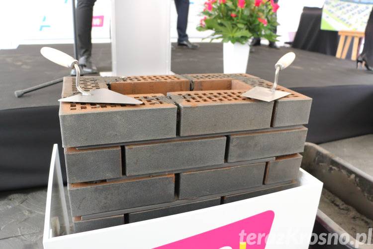 Kamień węgielny wmurowany, budowa VIVO! Krosno rusza pełną parą