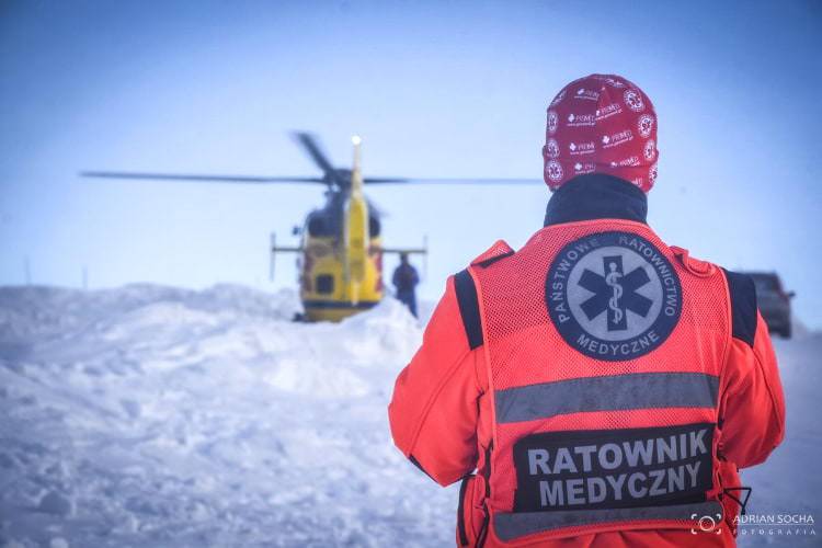 Puławy. Skuter śnieżny uderzył w śmigłowiec LPR