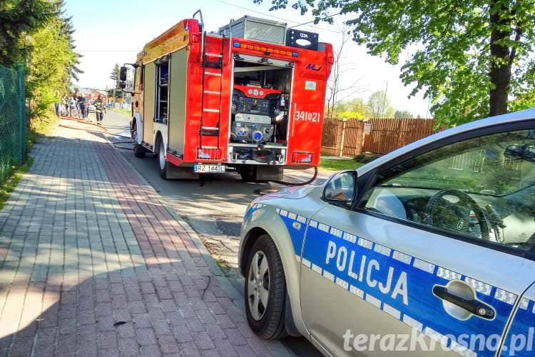 Pożar auta. Fiat uno zapalił się w trakcie jazdy