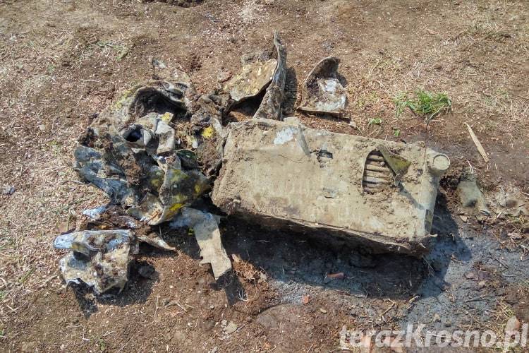 Fragmenty samolotu Messerschmitt w Świerzowej Polskiej