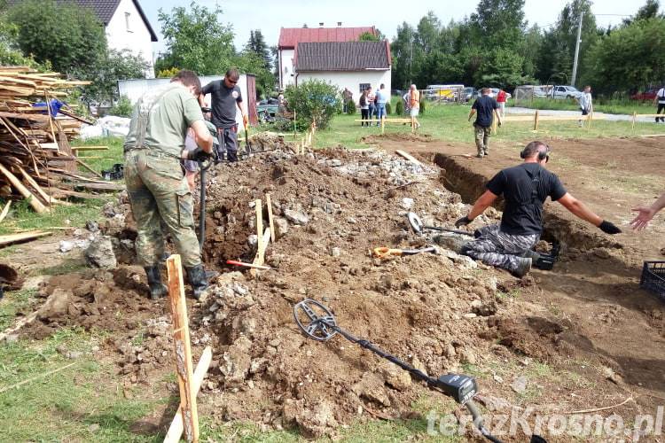 Świerzowa Polska. Szukają szczątków samolotu