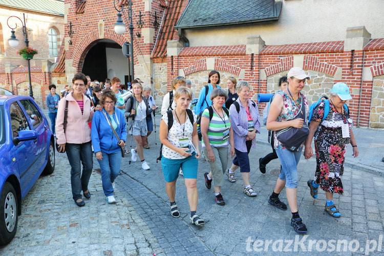 Pielgrzymi z Krosna wyruszyli do Kalwarii Pacławskiej