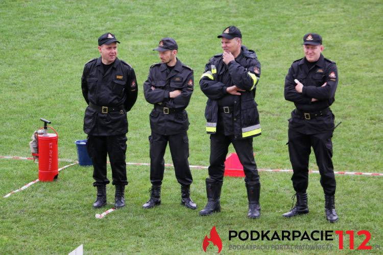 Odrzykoń. Powiatowe zawody sportowo - pożarnicze