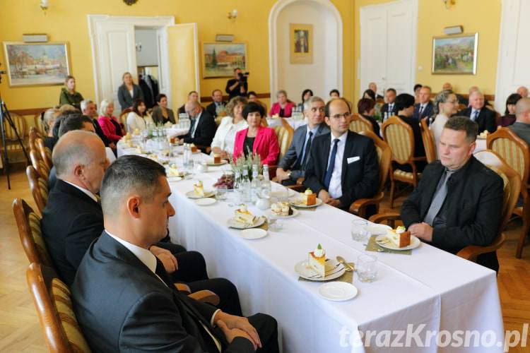 Krosno. Prezydent przyznał nagrody nauczycielom i dyrektorom