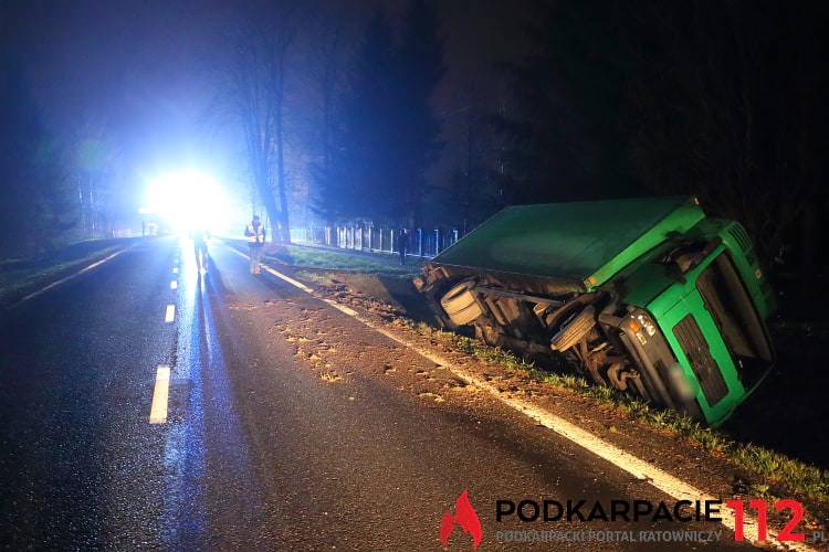 Śmiertelny wypadek w Moderówce. Pieszy potrącony przez ciężarówkę