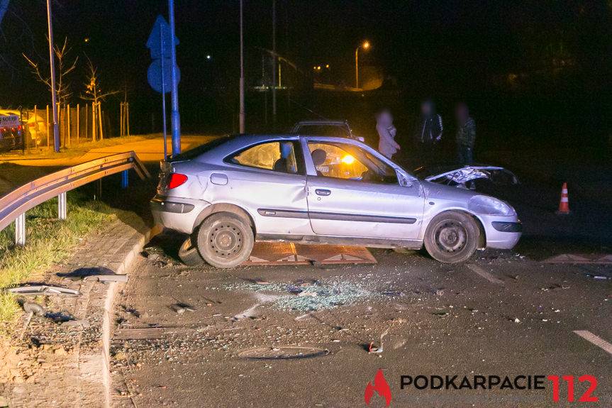 Samochód rozbity, a kierowcy brak