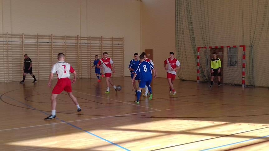 Turniej Halowy Juniorów o Puchar Prezesa LKS Głowienka