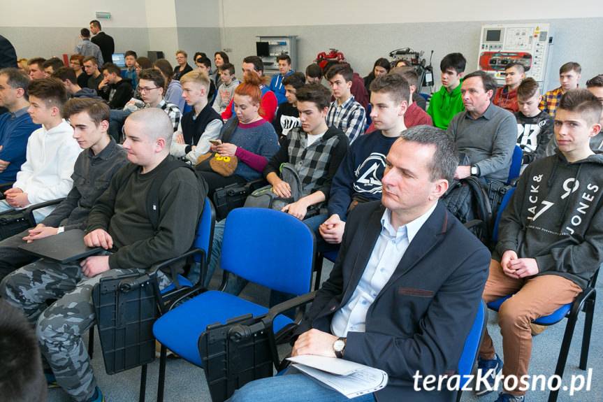 Andrzej Pacek zwycięzcą V Konkursu Wiedzy Technicznej i Motoryzacyjnej